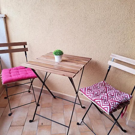 Tiny In Regina Mare * Țarevo
